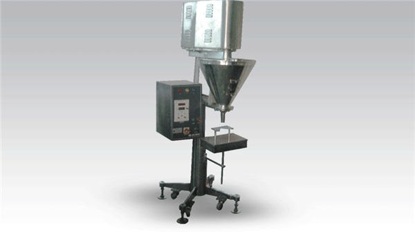 ម៉ាស៊ីនចាក់ម្សៅដូសធំដោយដៃ។